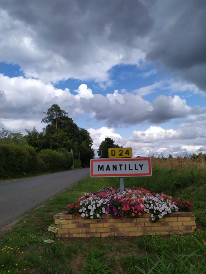 Hotel L'Attrape Coeurs Mantilly Exterior foto